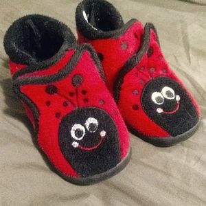 Kid slippers